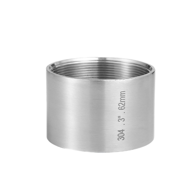 Class 150 Cast 304 Acléments en acier inoxydable Half Coupling NPT Tiped Pipes